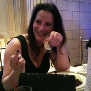 Meet your Posher, Eva